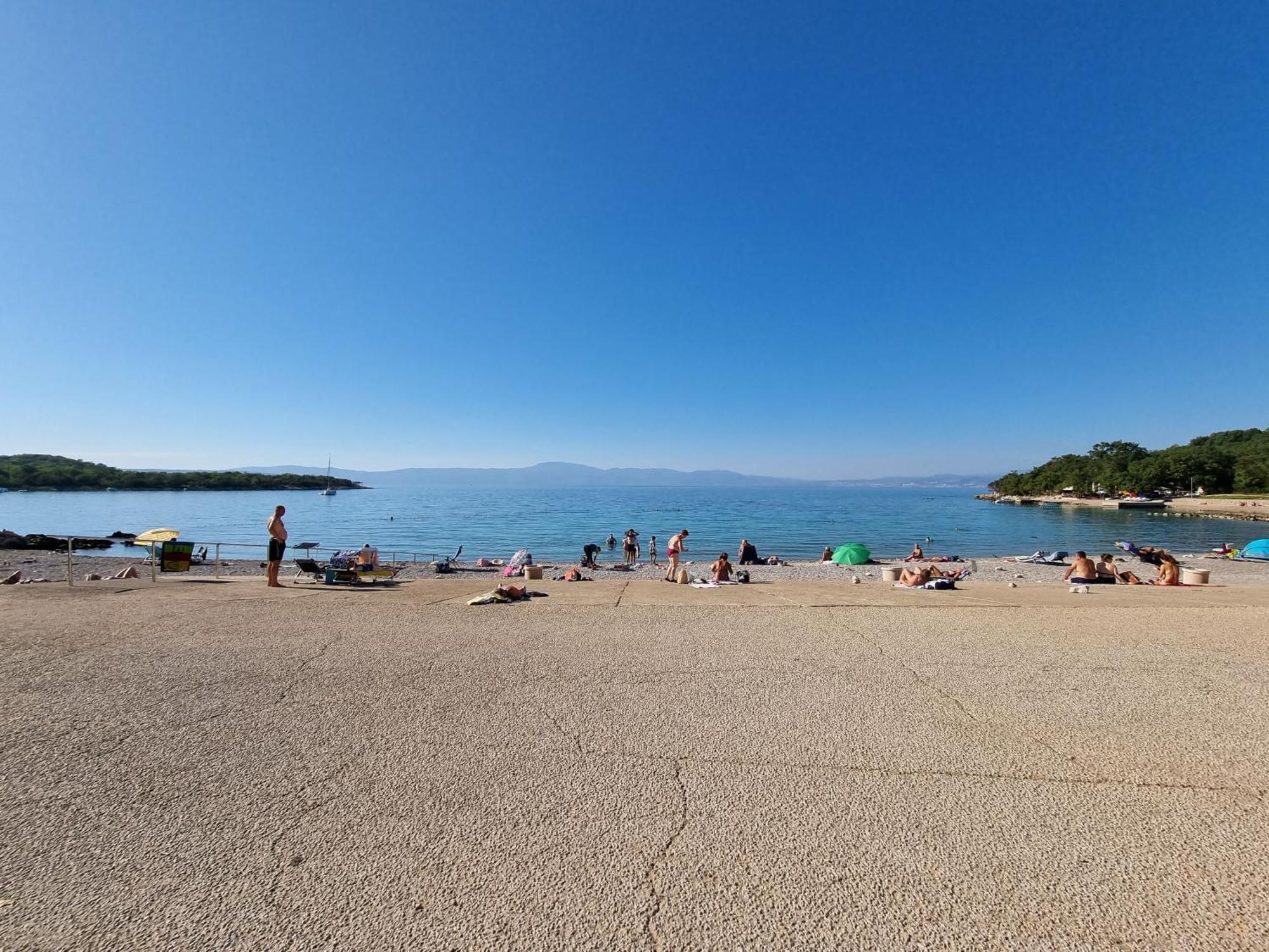 Apartment Sol Dolcevita Njivice Luaran gambar